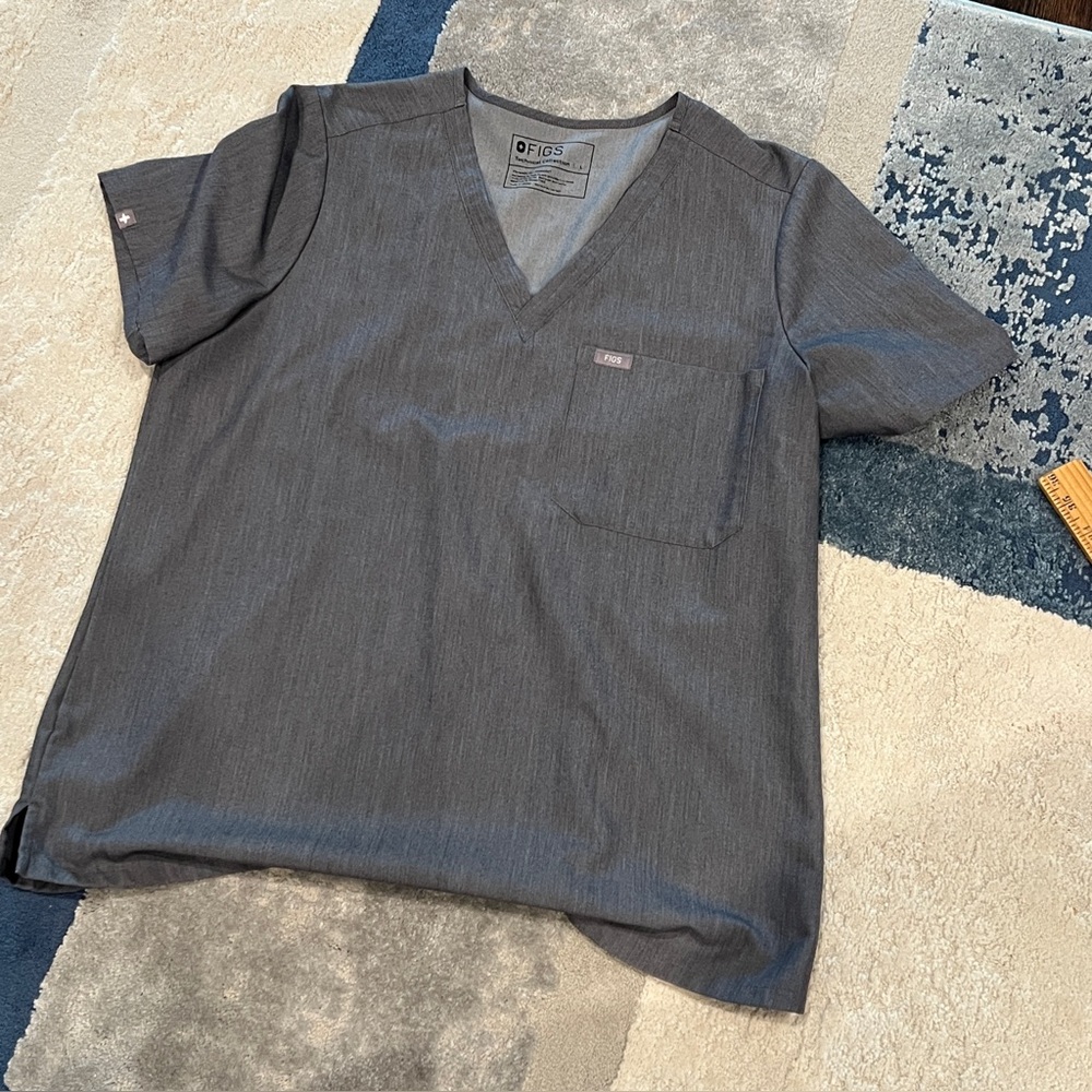 FIGS Gray V-Neck Scrub Uniform